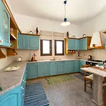 Villa White
