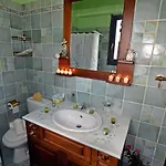 Villa White