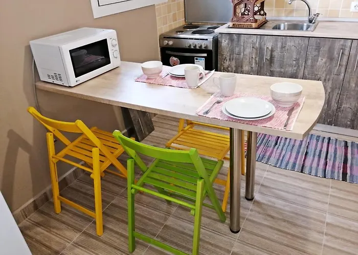 White * Παστίδα